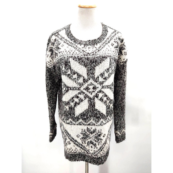 Garage gray and white Crewneck sweater in size M Winter Snowflake - Picture 1 of 4